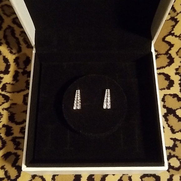 Pandora Jewelry - *HOST PICK*  Pandora 296367CZ Shooting Star ears